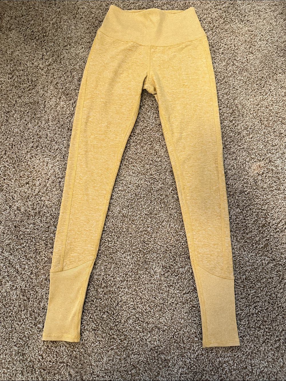 ALO Yoga Women's Soft Lounge Leggings Tuscan Sun Heather Yellow Athleisure  XS
